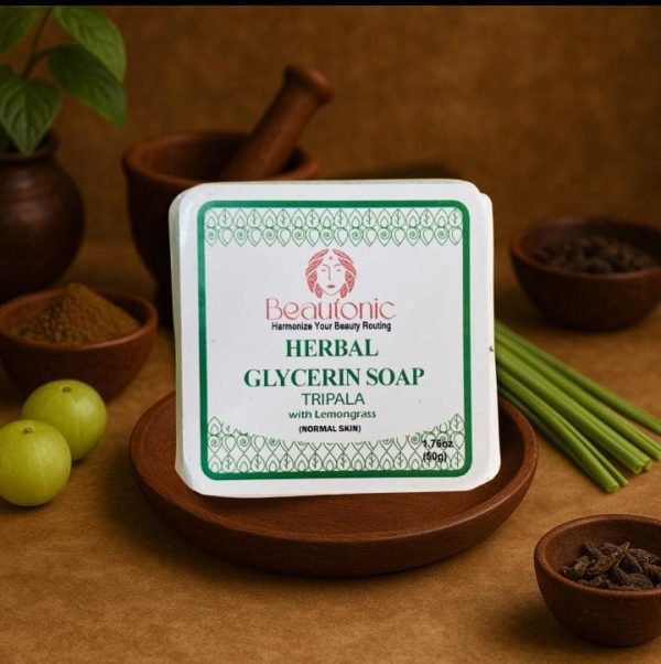 Tripala Glycerin Soap 50g