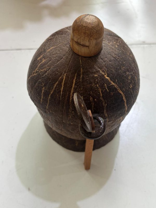 Salt Dispenser  - Lunu Pol Katta